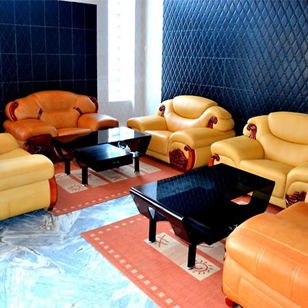 Royal Suites Hotel Nouakchott Exterior photo