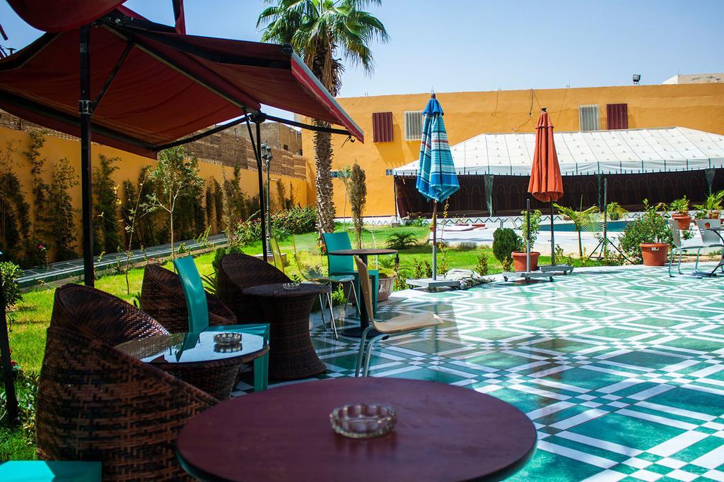 Royal Suites Hotel Nouakchott Exterior photo