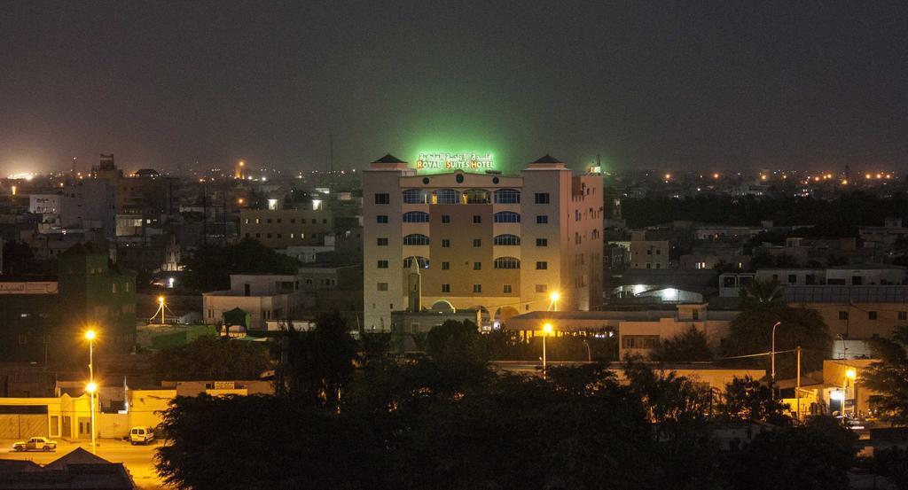 Royal Suites Hotel Nouakchott Exterior photo