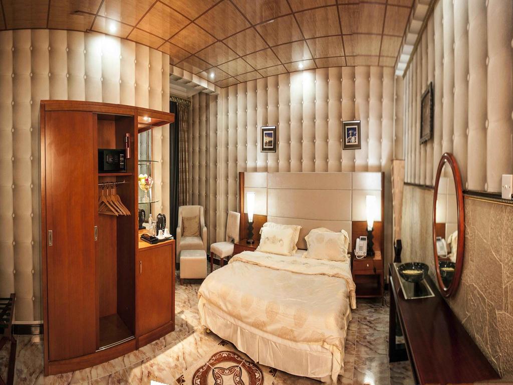 Royal Suites Hotel Nouakchott Room photo